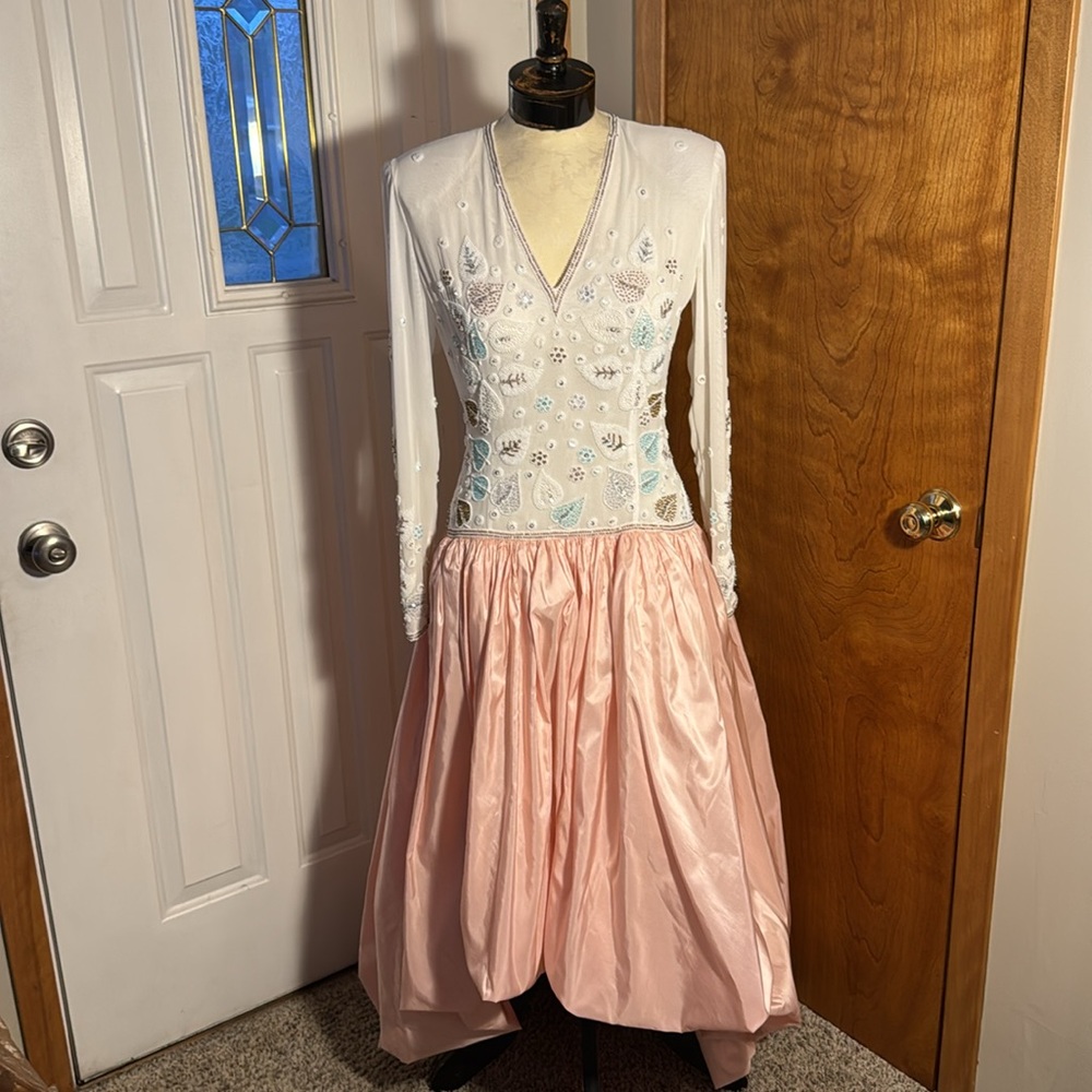 Victoria Royal Ltd Pink and White Prom Dress